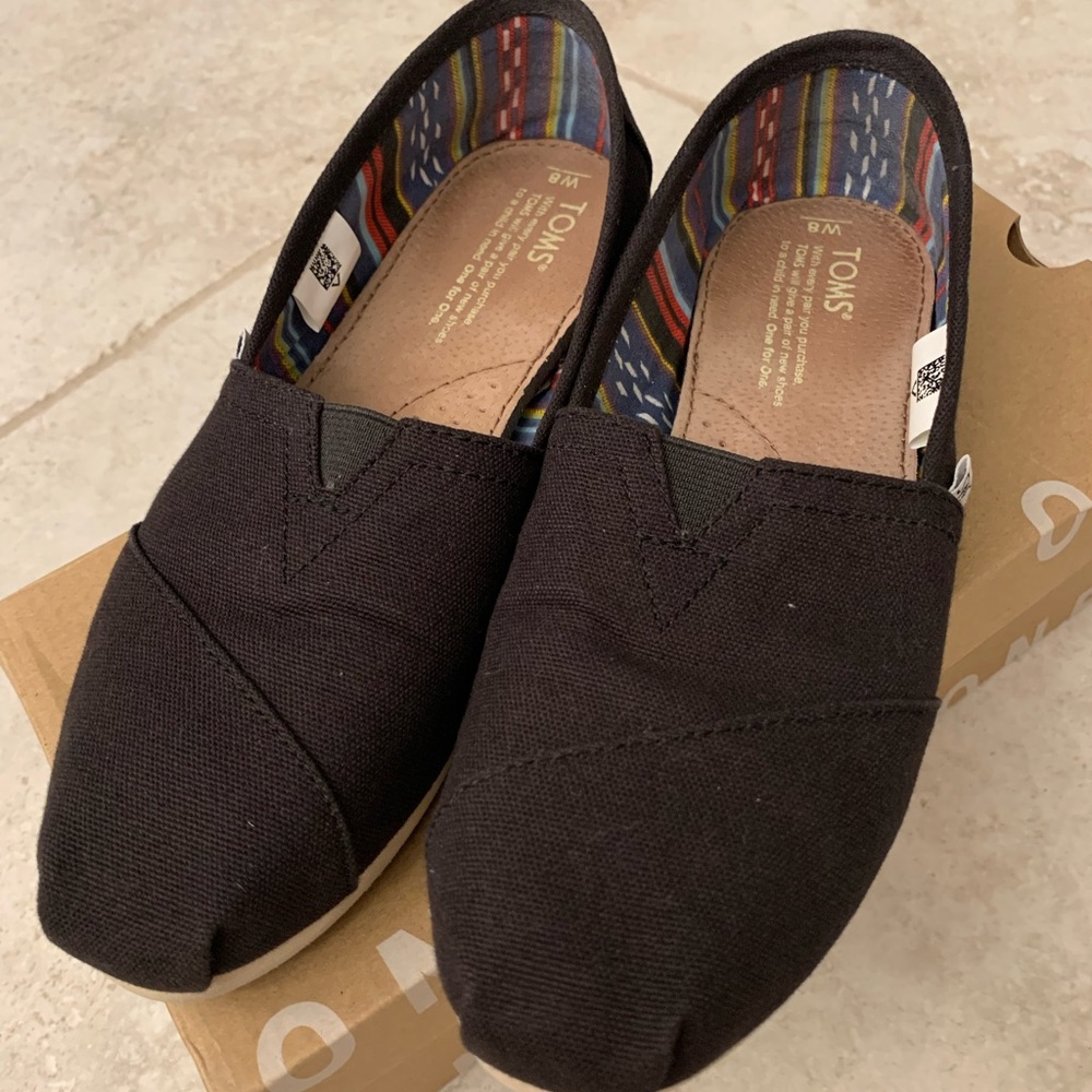 Tom’s Classic Slip-Ons